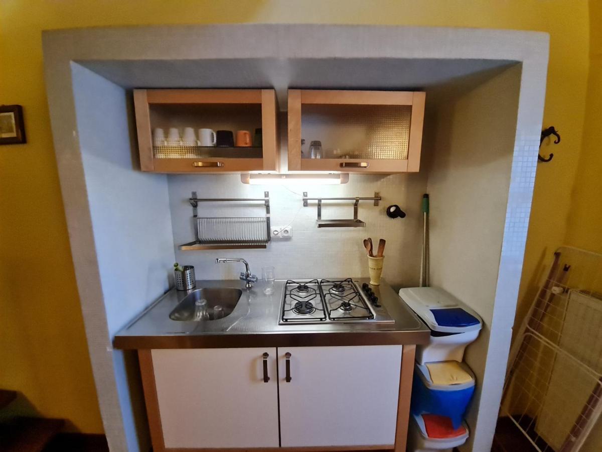 Magic Central Attic Apartment Прага Екстериор снимка